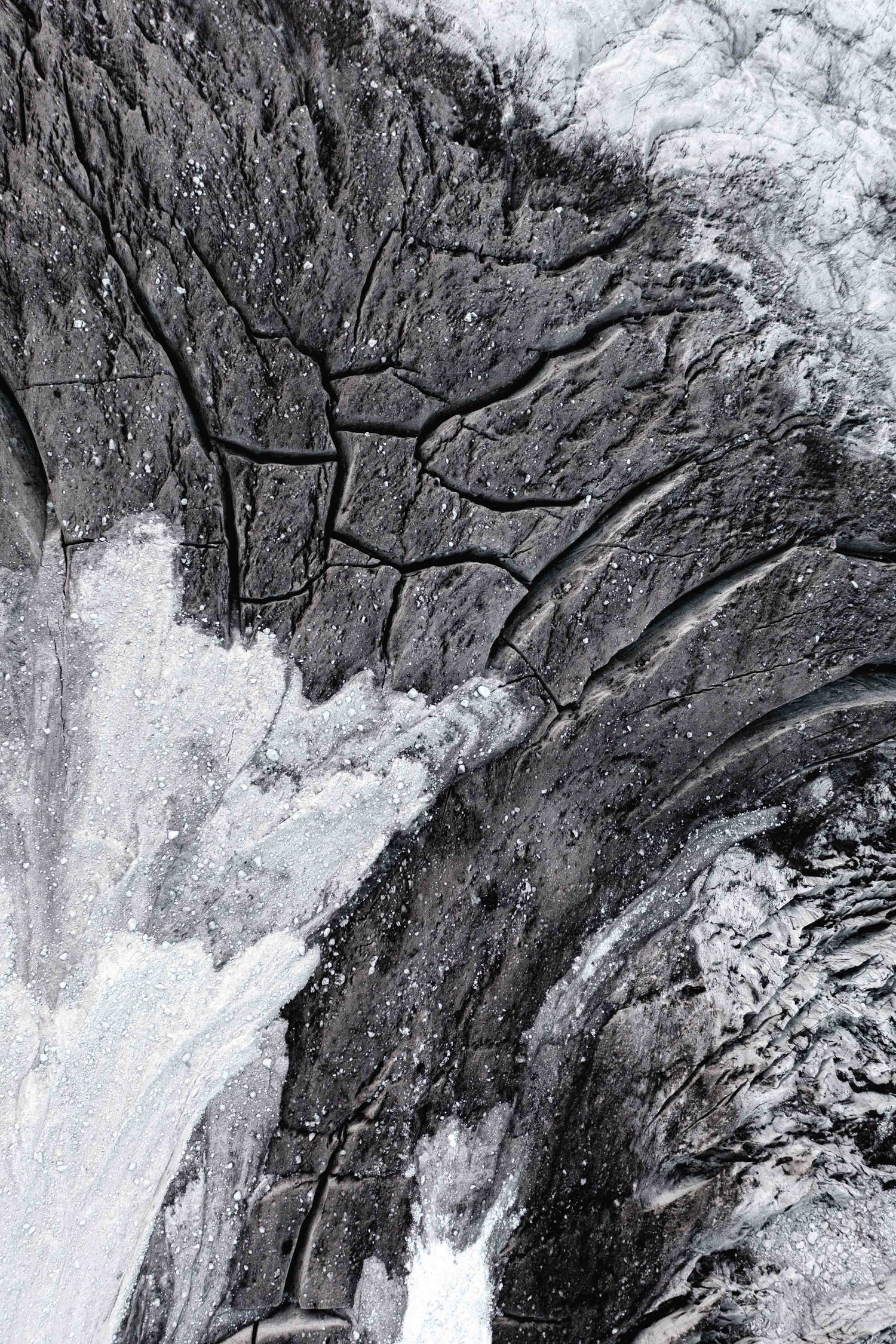 Rocks and ice create glacial patterns