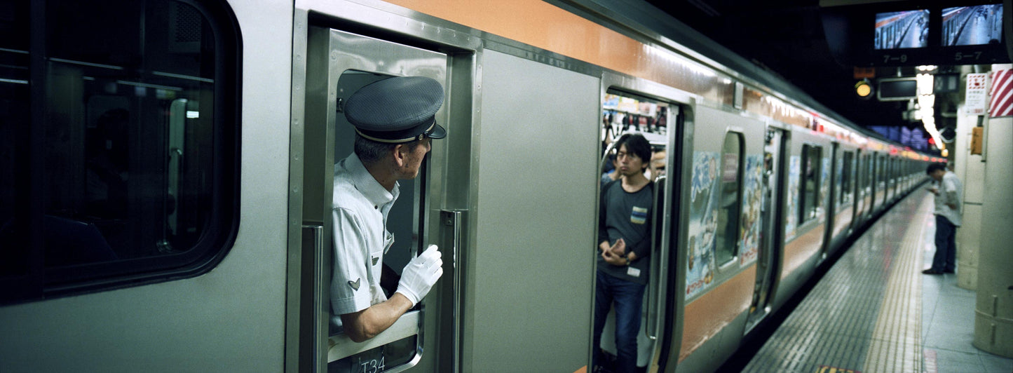 Underground subway in Tokyo with doors open